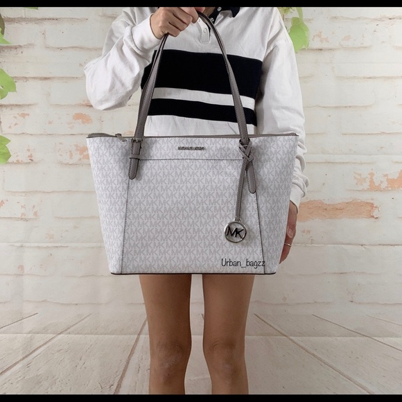 Michael Kors Handbags - Michael Kors Ciara Large Top Zip Tote